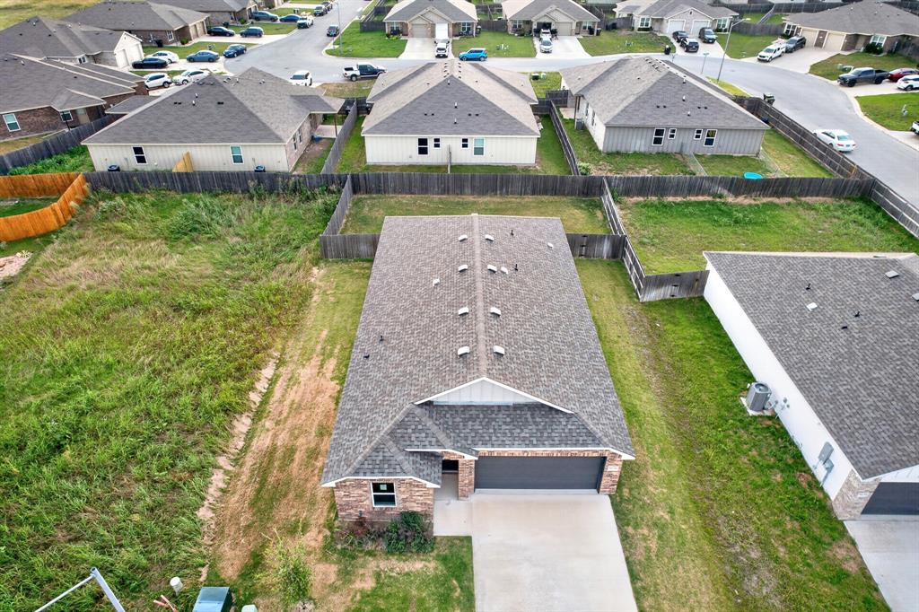 3016 Titus Court Property Photo 3