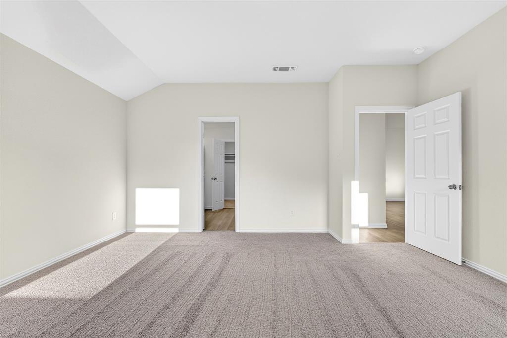 3016 Titus Court Property Photo 9
