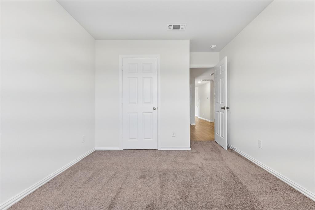3016 Titus Court Property Photo 15