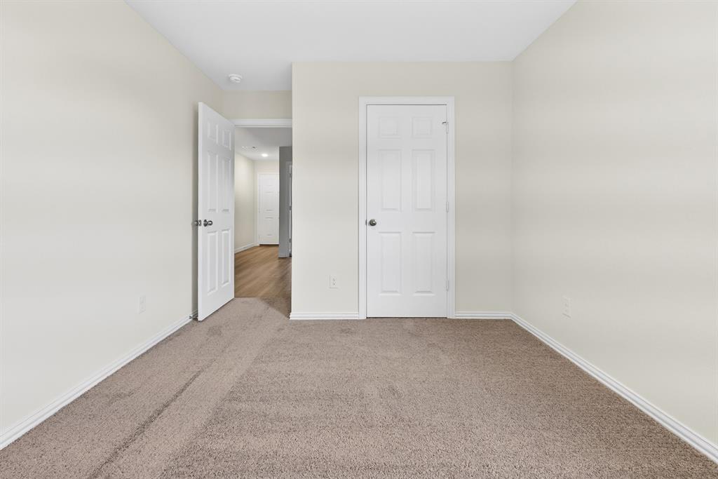 3016 Titus Court Property Photo 17