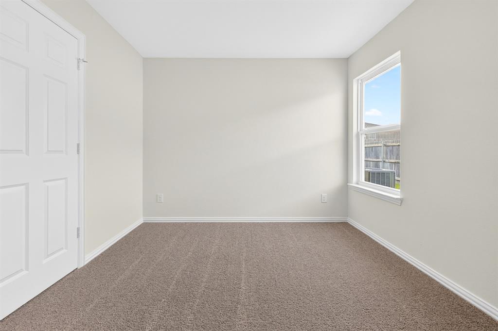 3016 Titus Court Property Photo 18