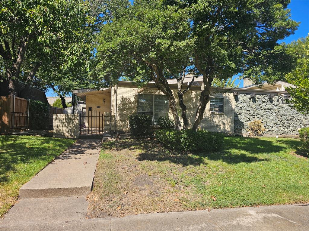 7016 Briarmeadow Drive Property Photo 1
