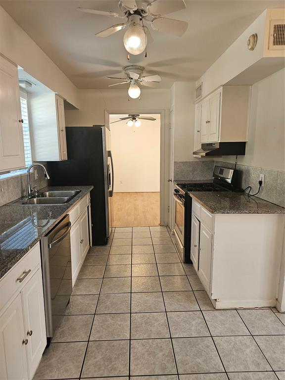 7016 Briarmeadow Drive Property Photo 5