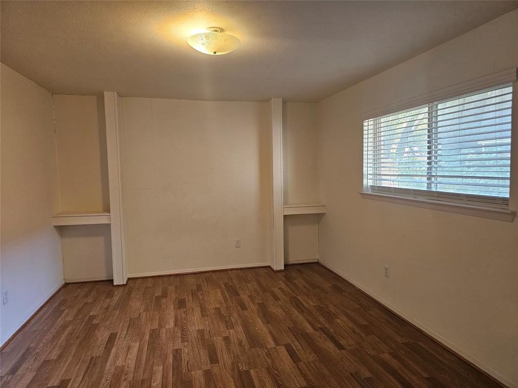 7016 Briarmeadow Drive Property Photo 24