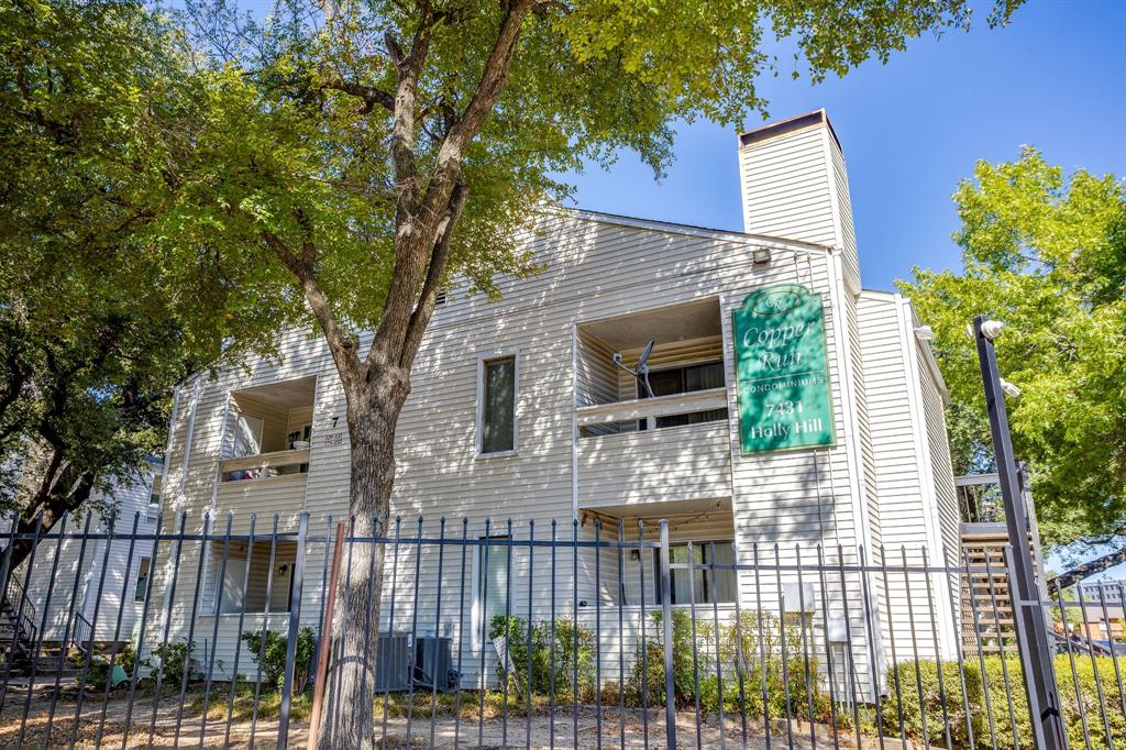 7431 Holly Hill 101 Property Photo 1