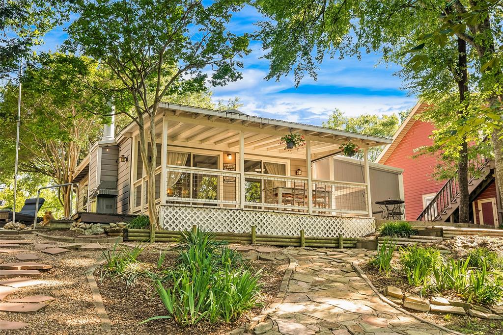 81 Windsor Drive Property Photo 5