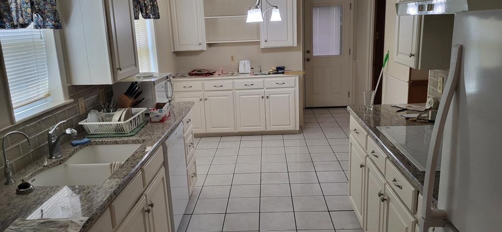 1321 Lakeview Drive Property Photo 11