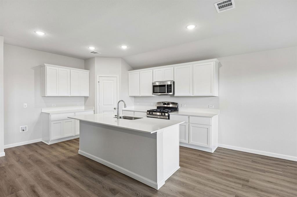 1208 Moon Ranch Road Property Photo 4