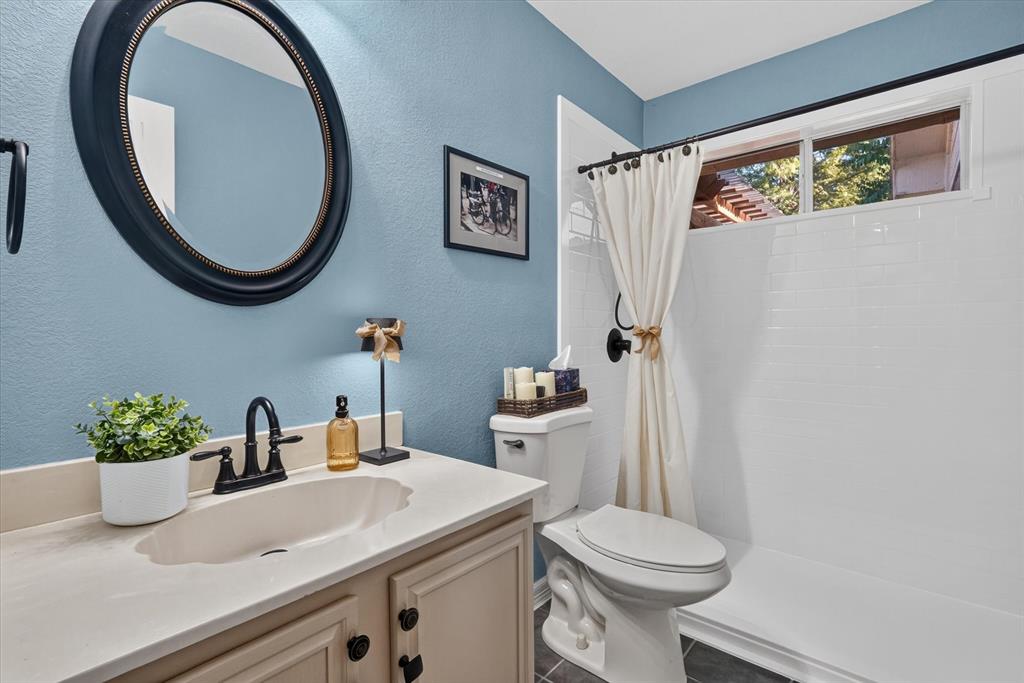 5035 Bryn Mawr Drive Property Photo 16