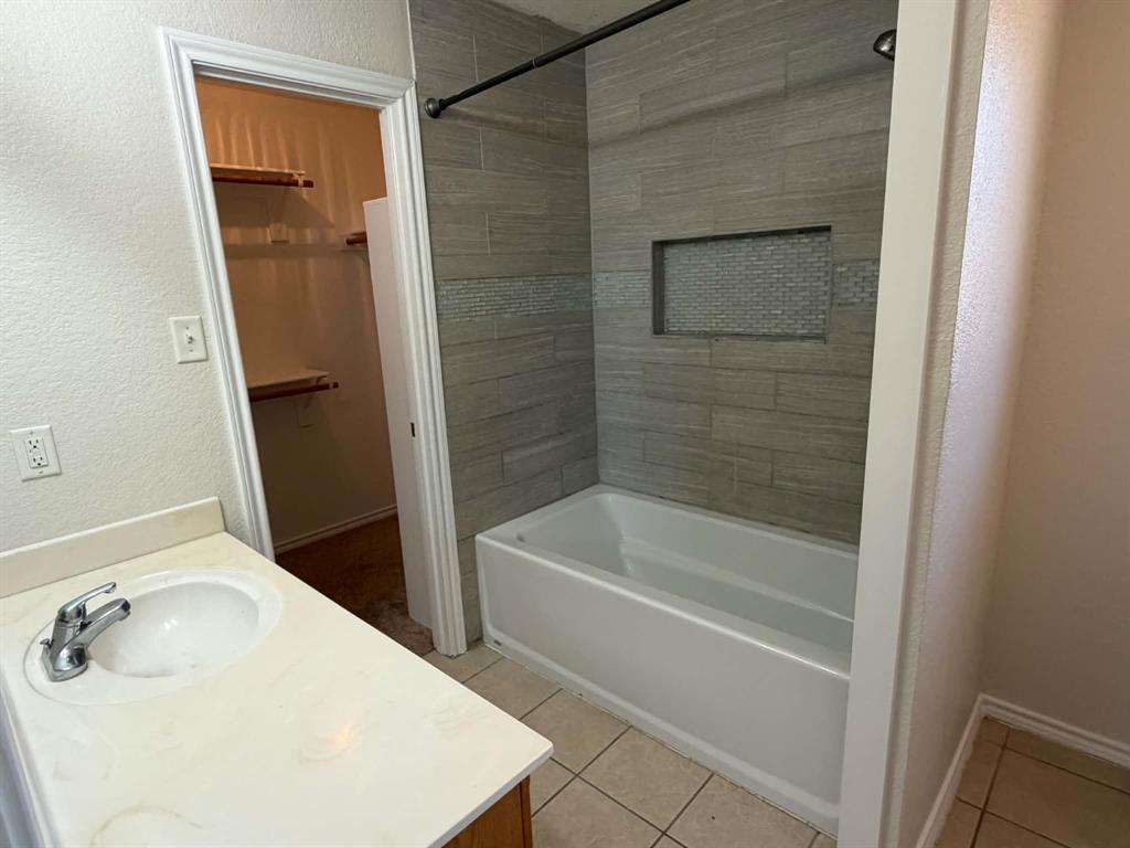 1231 W Hyman Street Property Photo 10