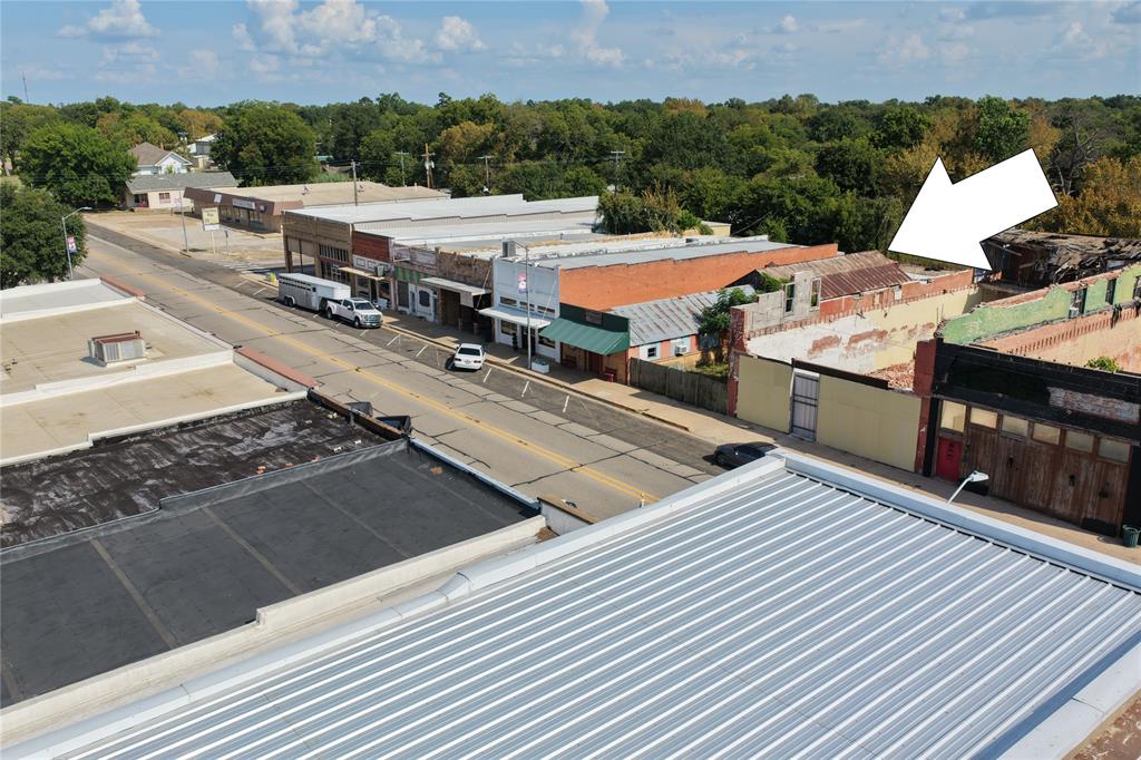 506 Main Street Property Photo 4
