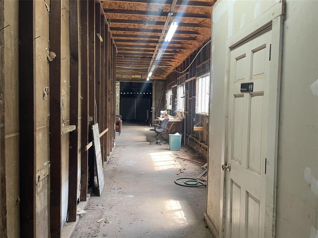 506 Main Street Property Photo 14