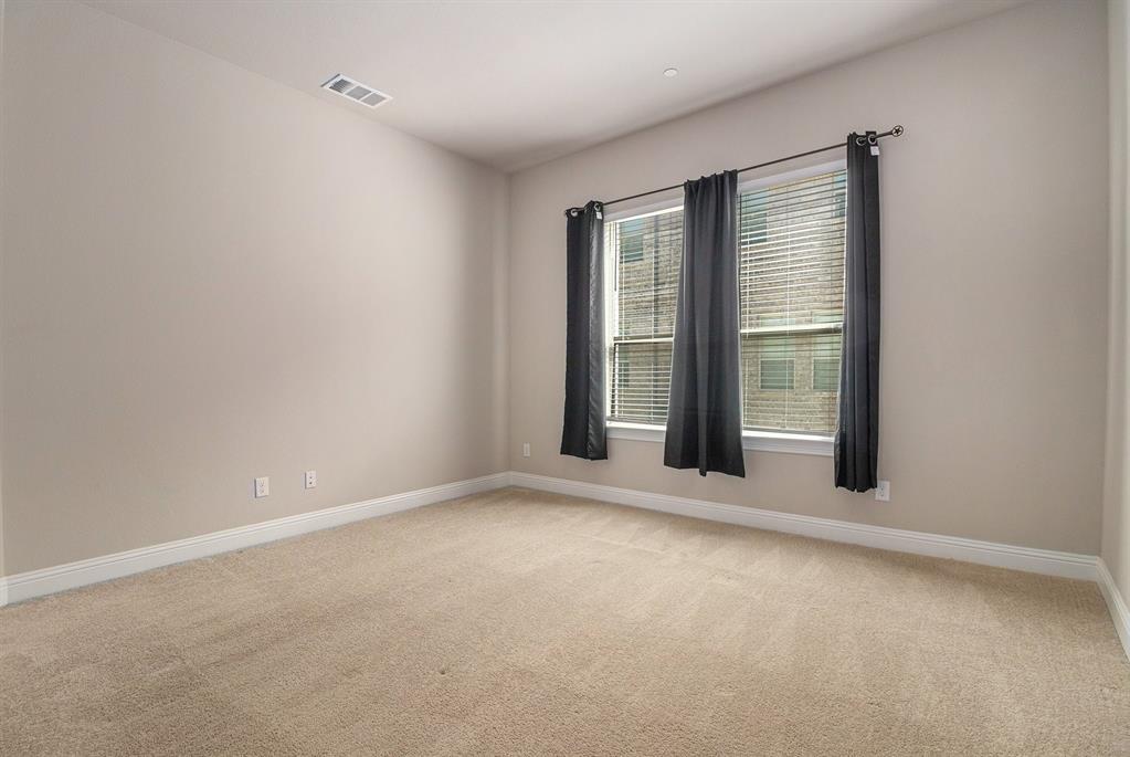 315 Ferndale Street Property Photo 17