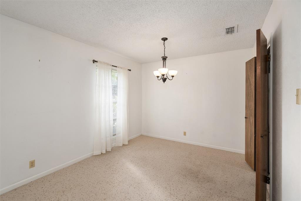 925 Bradley Drive Property Photo 7