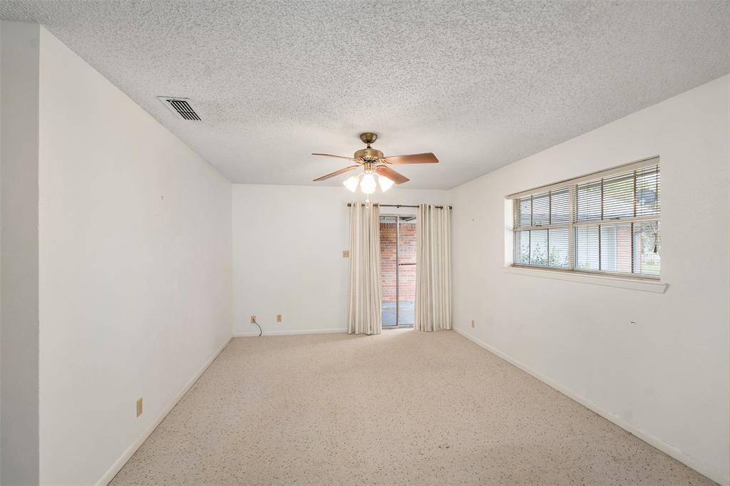 925 Bradley Drive Property Photo 24
