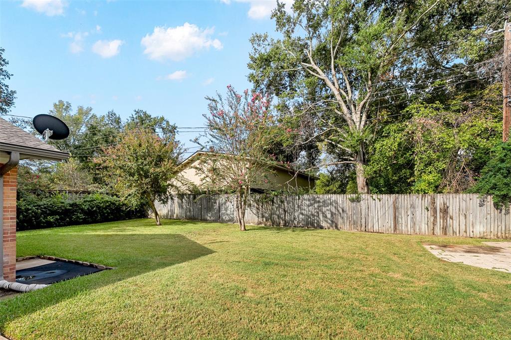 925 Bradley Drive Property Photo 35