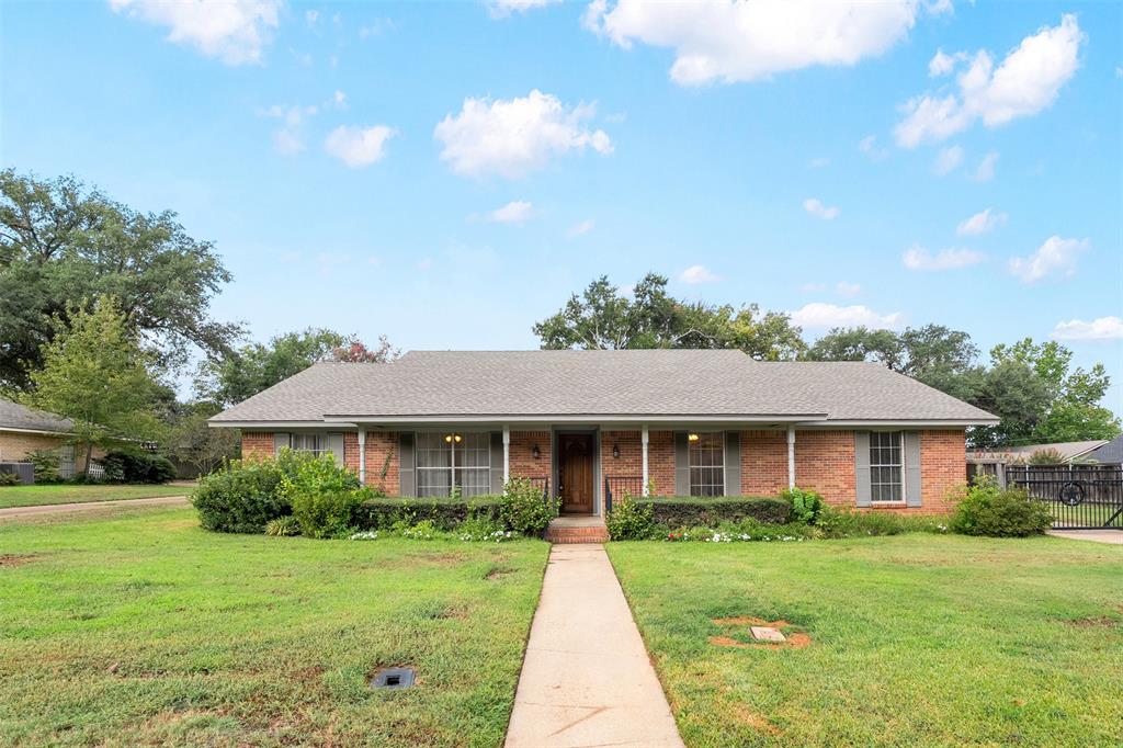 925 Bradley Drive Property Photo 36