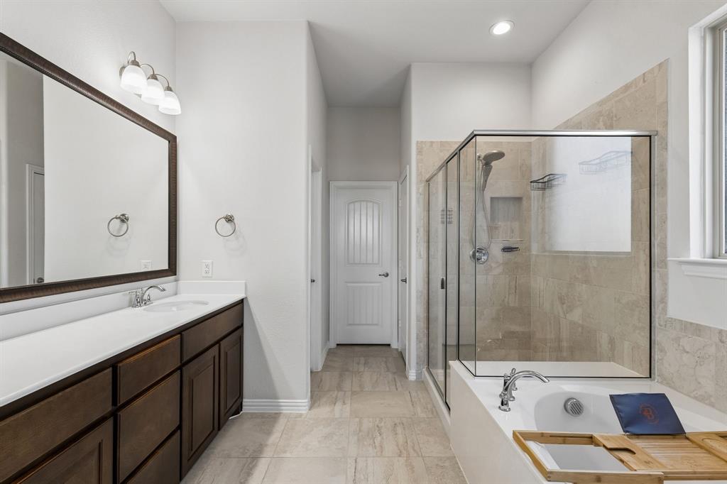 200 Gill Point Lane Property Photo 13