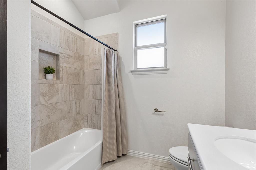 200 Gill Point Lane Property Photo 19