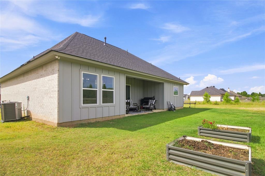 10147 Kelli Leanne Circle Property Photo 24