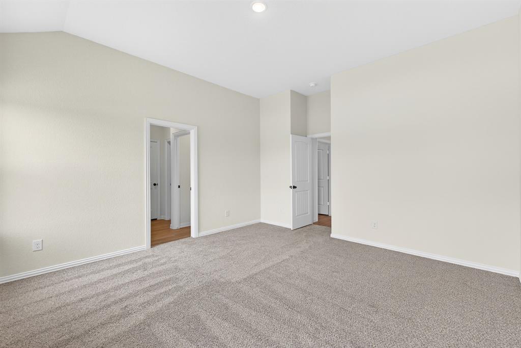 1102 Sky Summit Court Property Photo 10