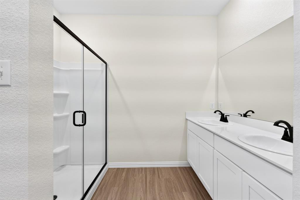 1102 Sky Summit Court Property Photo 11