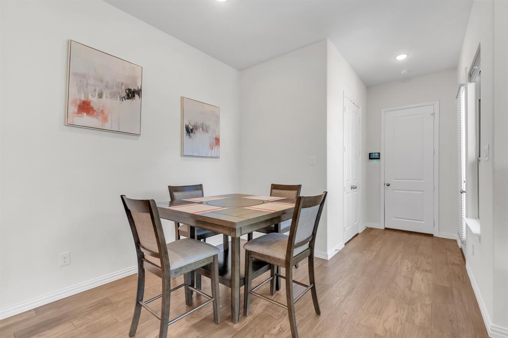 4524 Meadow Hawk Drive Property Photo 15