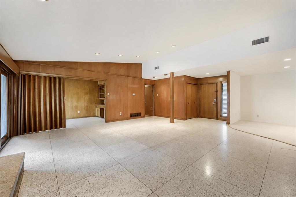 7149 Blairview Drive Property Photo 4
