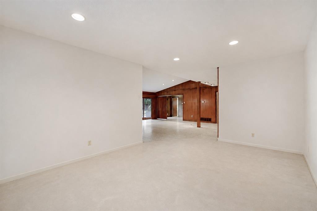 7149 Blairview Drive Property Photo 5