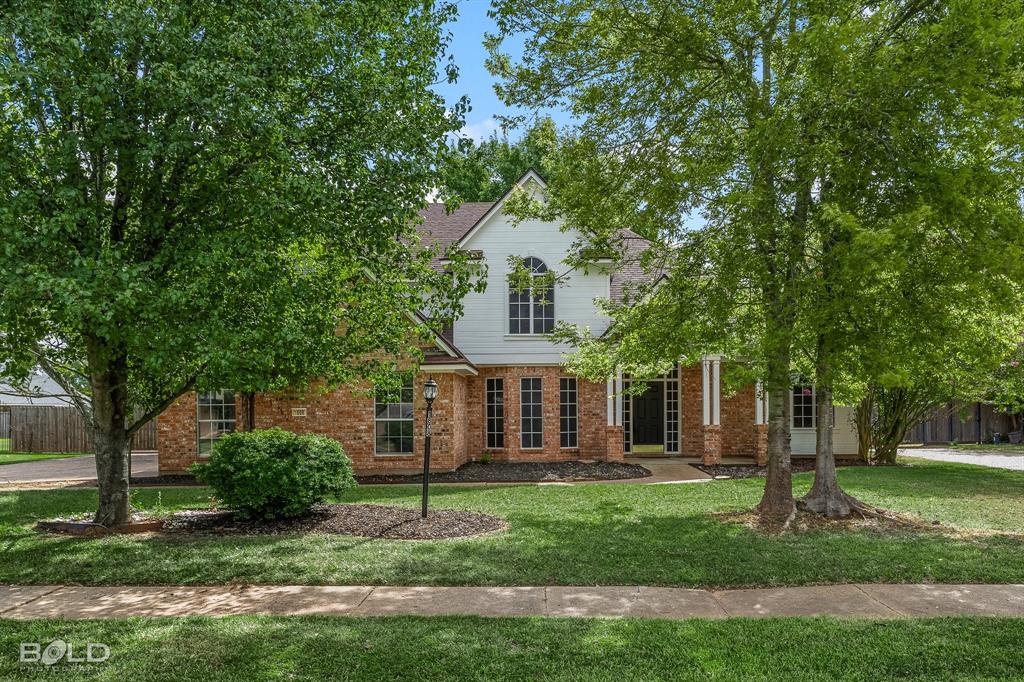 1808 Emberwood Circle