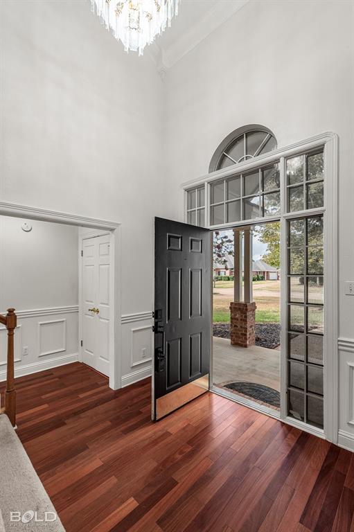 1808 Emberwood Circle Property Photo 4