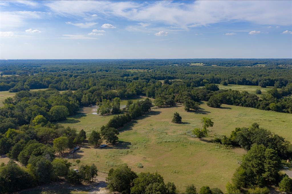 0 Cr-3516 Property Photo 4