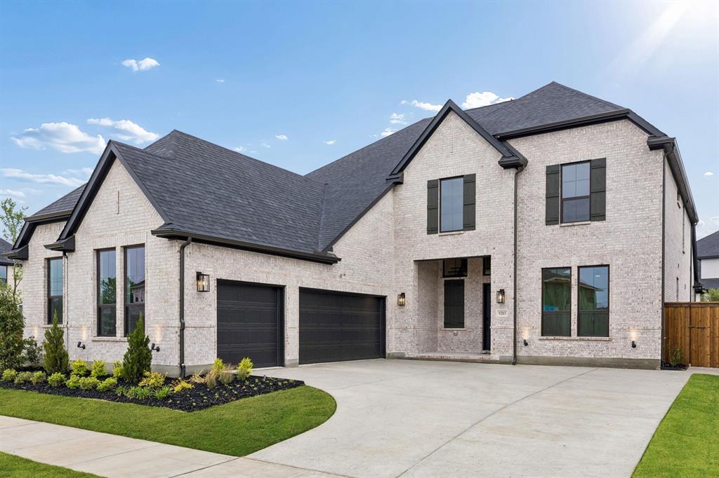 9368 Scarlet Flower Road Property Photo 2