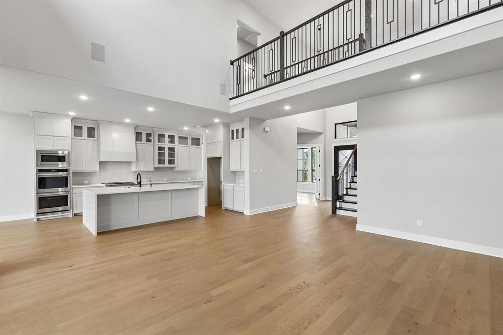 9368 Scarlet Flower Road Property Photo 5