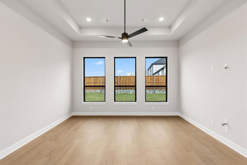 9368 Scarlet Flower Road Property Photo 14