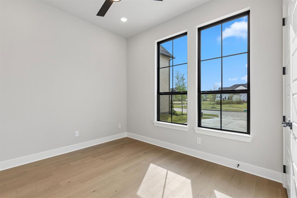 9368 Scarlet Flower Road Property Photo 19
