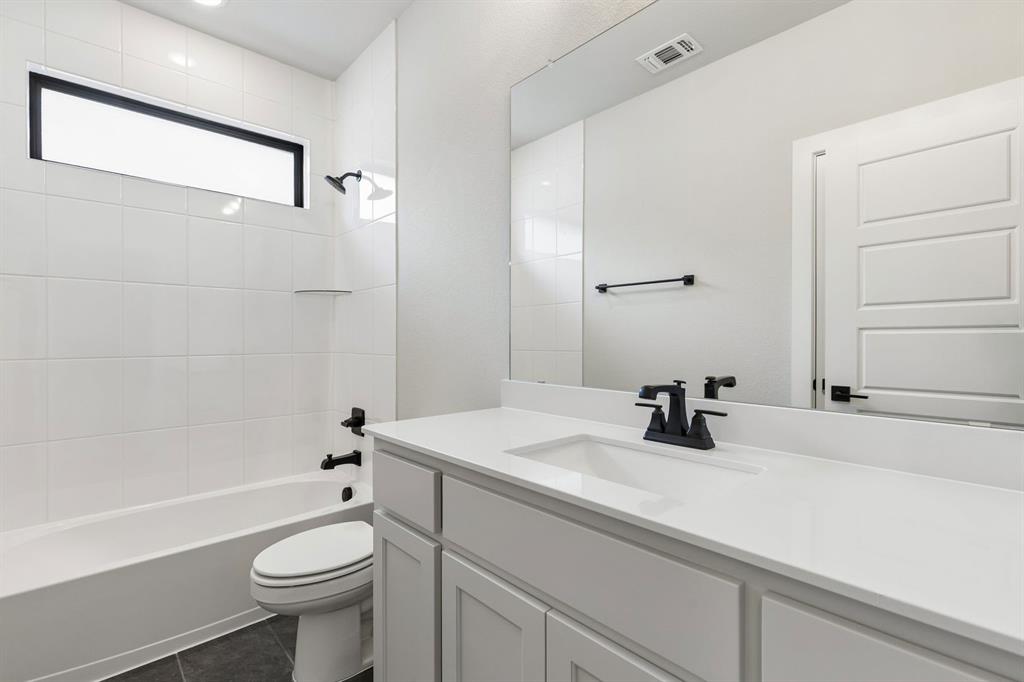 9368 Scarlet Flower Road Property Photo 23