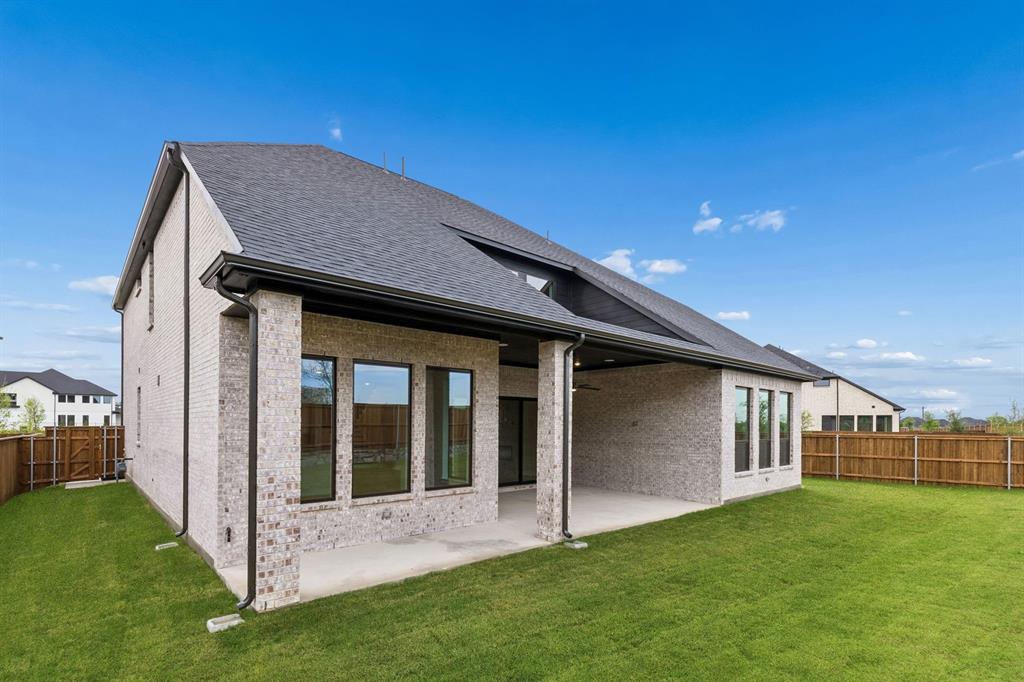 9368 Scarlet Flower Road Property Photo 24