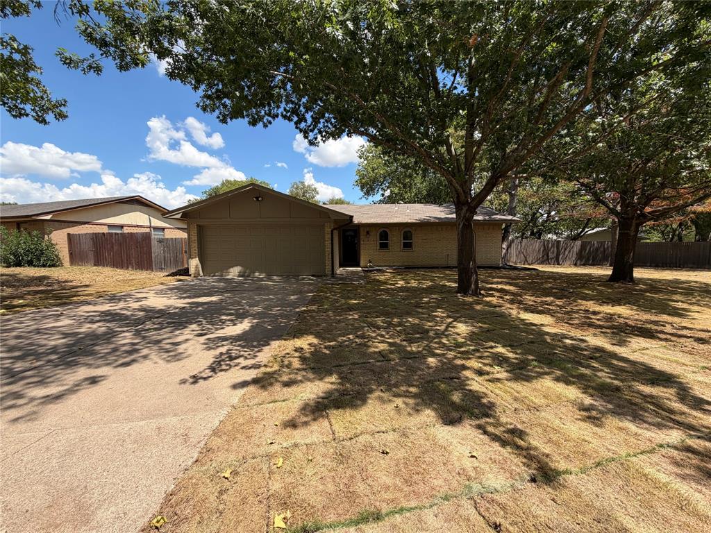 604 Todd Court Property Photo 1