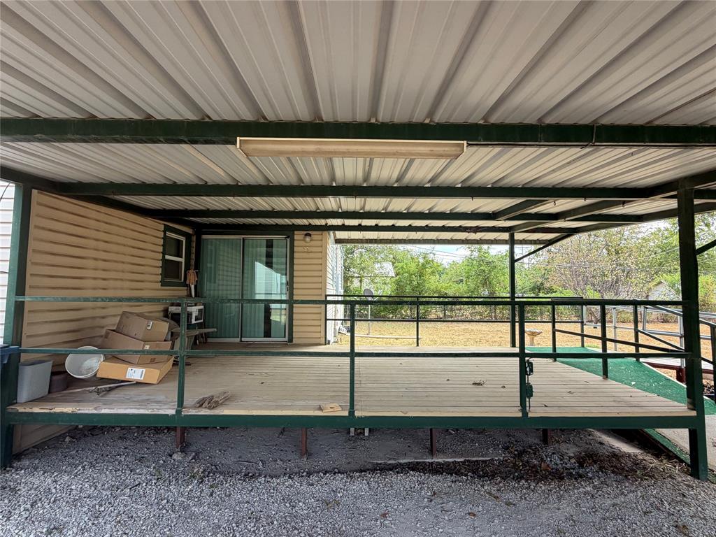 1207 Park Drive Property Photo 3