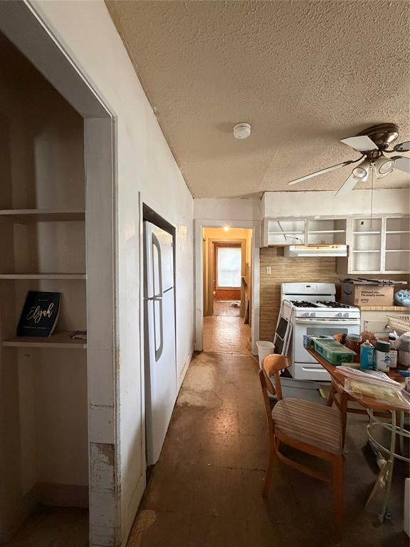 1207 Park Drive Property Photo 13