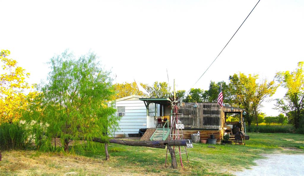 2401 Euless Court Property Photo 1