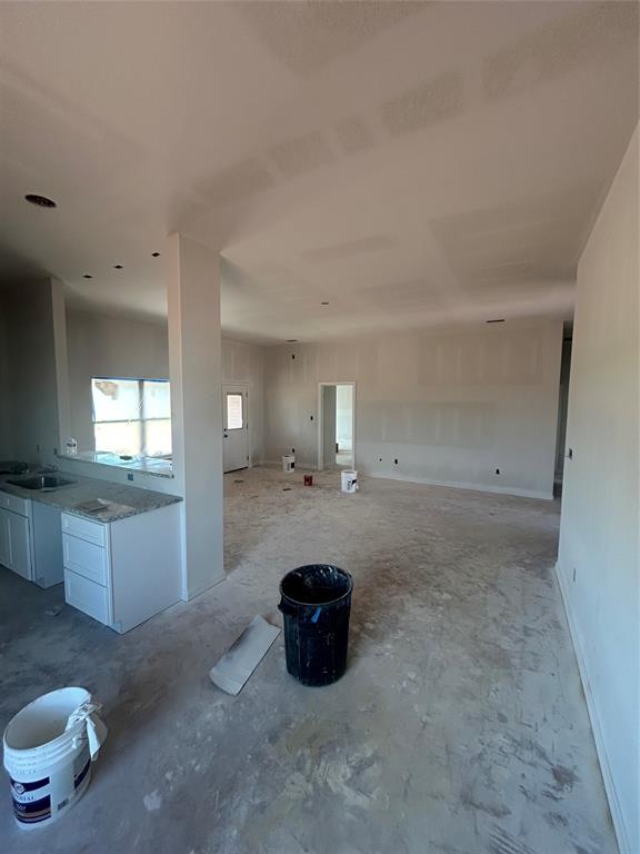 5602 Abbey Road Property Photo 3