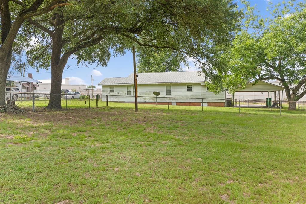 117 Moore Drive Property Photo 6