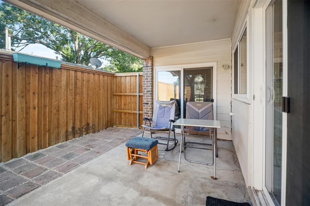 2209 Overglen Drive Property Photo 25