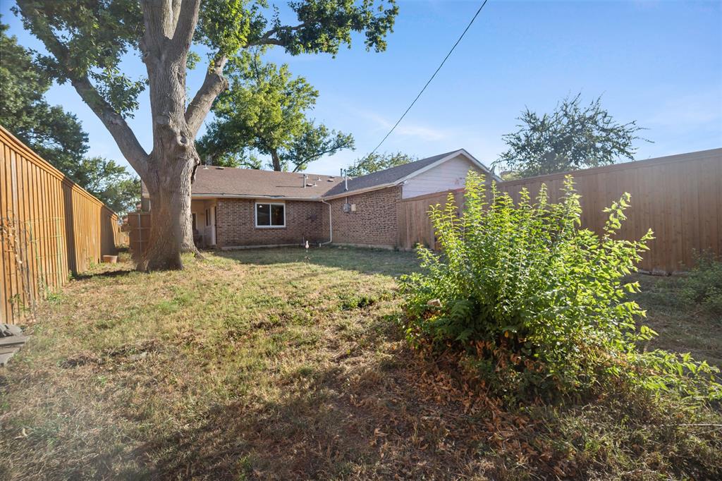 2209 Overglen Drive Property Photo 27