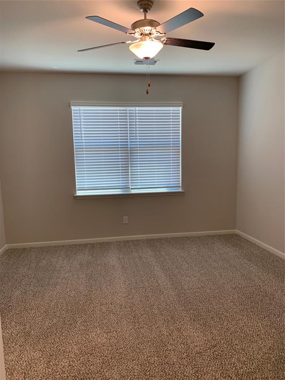 321 Zimmet Drive Property Photo 12