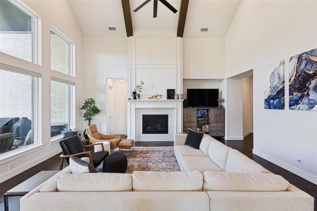 15018 Crape Myrtle Road Property Photo 4