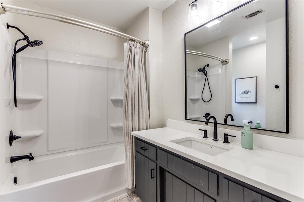 3013 Cactus Road Property Photo 17