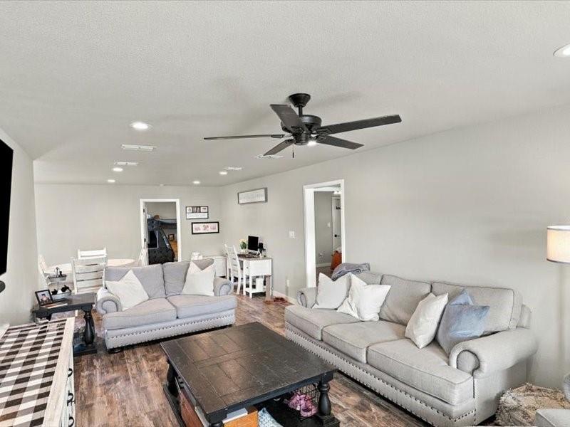 108 Joe White Street Property Photo 8